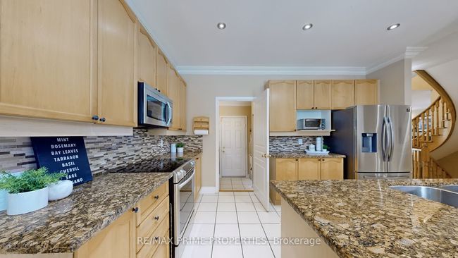 869 Strouds Lane, House other with 5 bedrooms, 4 bathrooms and 4 parking in Pickering ON | Image 14