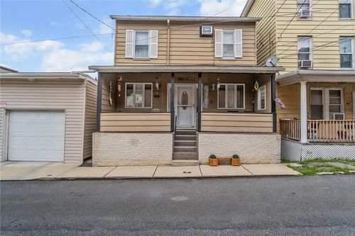 11 Kline Aly, Whitehall, PA, 18052 | Card Image
