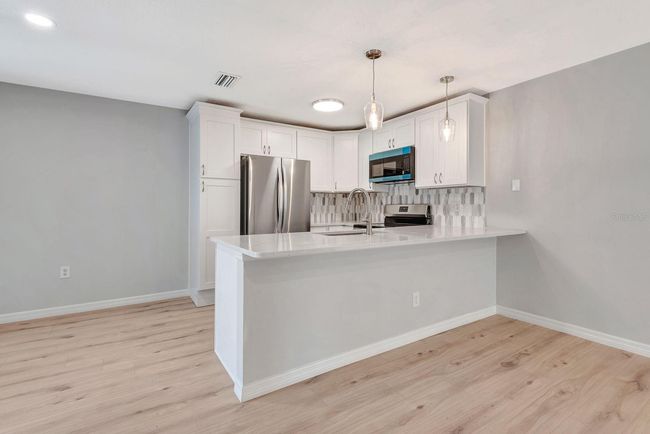 5192 Cedar Hammock Ln, House other with 3 bedrooms, 2 bathrooms and null parking in SARASOTA FL | Image 14