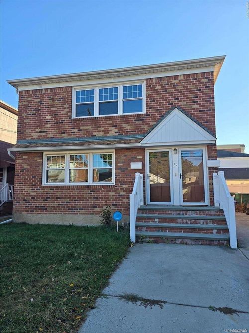 apt-2-70 E Valley Stream Blvd, Valley Stream, NY, 11580-6354 | Card Image