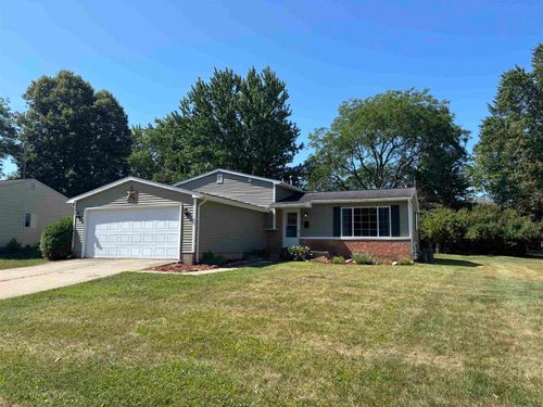 522 Autumn Dr, Flushing, MI, 48433-1921 | Card Image