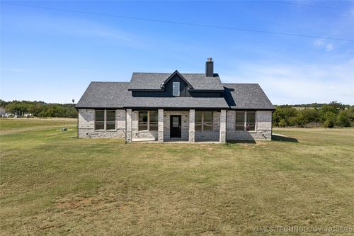 12499 Fox Hollow Rd, Marietta, OK, 73448-2233 | Card Image