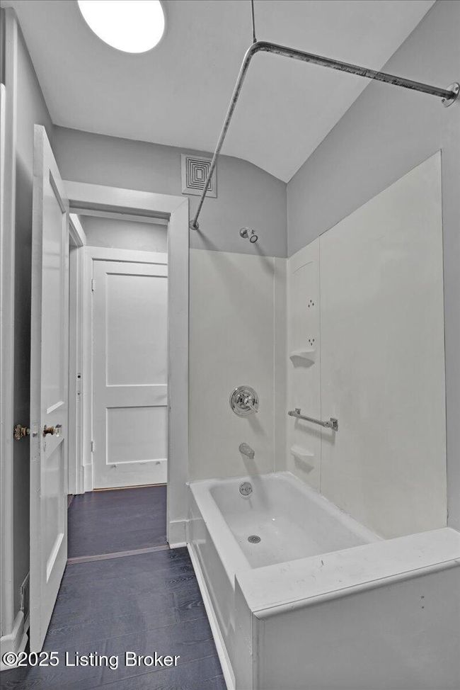 2059 Alta Ave, House other with 4 bedrooms, 3 bathrooms and null parking in LOUISVILLE KY | Image 39