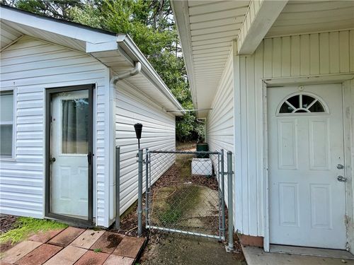 601 S Parrott Dr, Huntsville, AR, 72740-9157 | Card Image