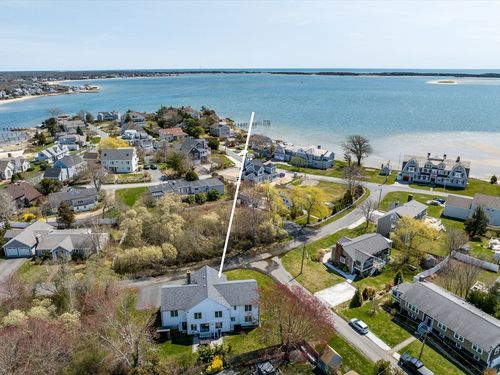 33 Island View Rd, Hyannis, MA, 02601-4727 | Card Image