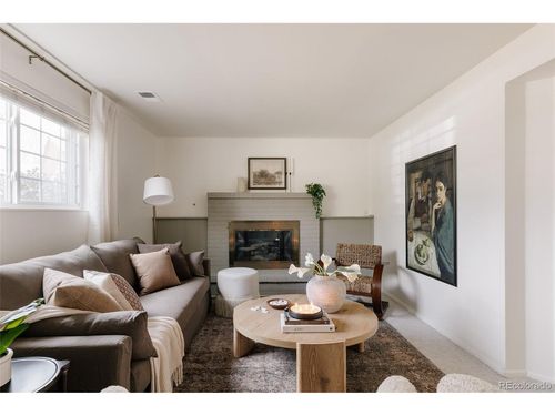 3222 S Boston Ct, Denver, CO, 80231-6420 | Card Image