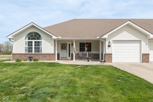 1116 Northfield Ln, Anderson, IN, 46011-9528 | Card Image