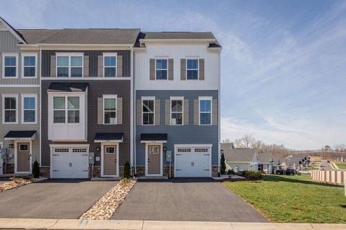 4504 Fountainbridge Ct, ROCKINGHAM, VA, 22801-4139 | Card Image