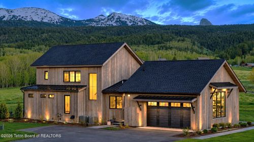 45 E Painted Rock Way, Alta, WY, 83414-4907 | Card Image