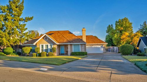 3782 Siskiyou Street, Redding, CA, 96001 | Card Image