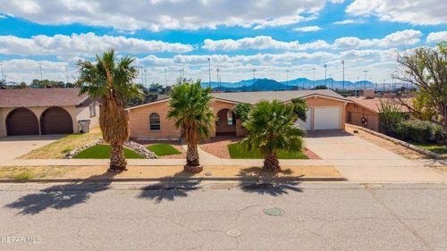 6648 Mariposa Dr, El Paso, TX, 79912-3216 | Card Image