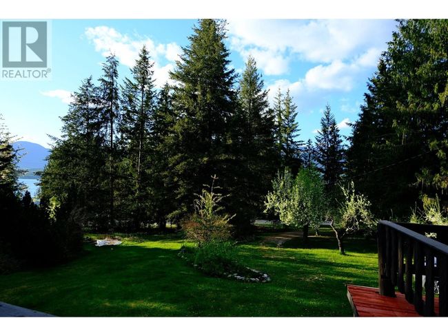 4061 Torry Rd, House other with 3 bedrooms, 2 bathrooms and 12 parking in Eagle Bay BC | Image 37