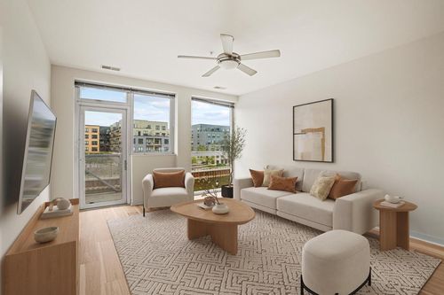 313-1902 N Commerce Street, Milwaukee, WI, 53212 | Card Image