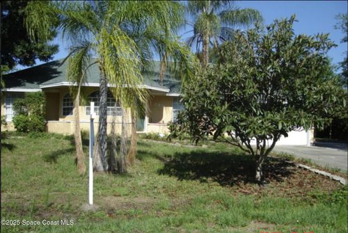 840 Cortland Ave Nw, PALM BAY, FL, 32907-7110 | Card Image