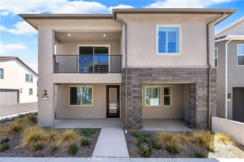 208 Zawn, Irvine, CA, 92618-1479 | Card Image