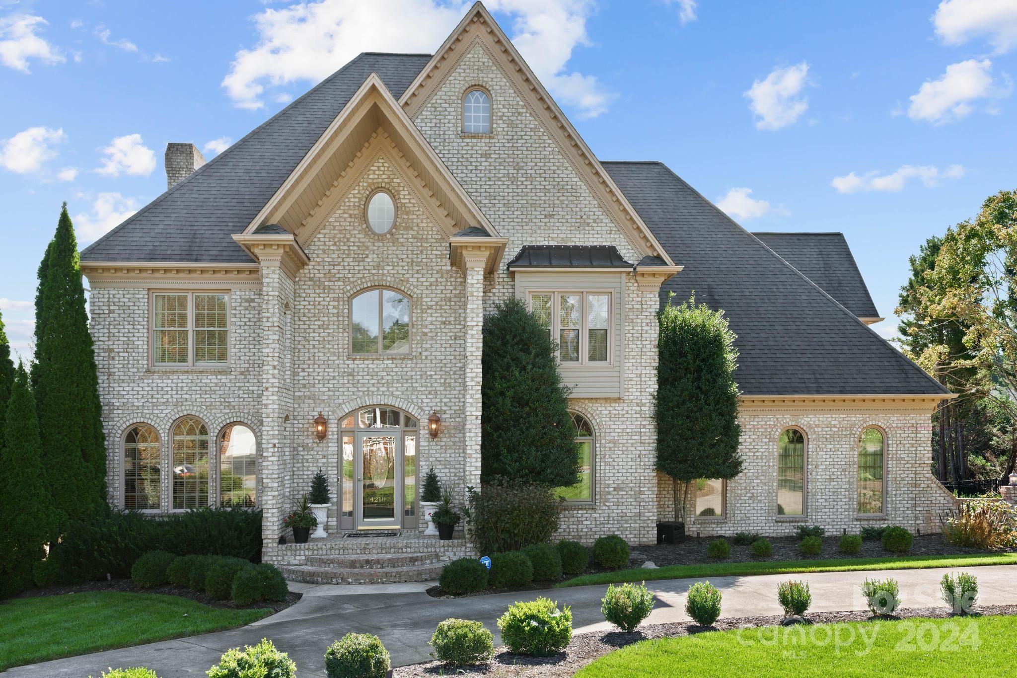 3rd Street Ln, Hickory, NC 28601