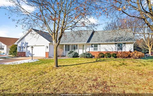 N1351 Westgreen Drive, Greenville, WI, 54942 | Card Image