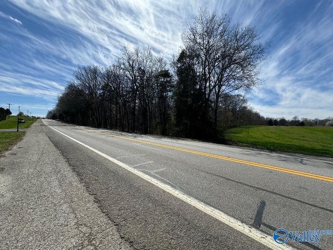 10.23 Main St, Home with 0 bedrooms, 0 bathrooms and null parking in Huntland TN | Image 4