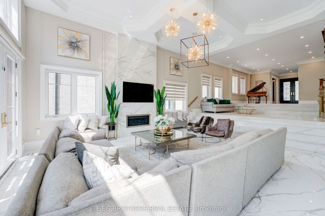 415 Sheppard Ave, House other with 7 bedrooms, 6 bathrooms and 6 parking in Pickering ON | Image 11