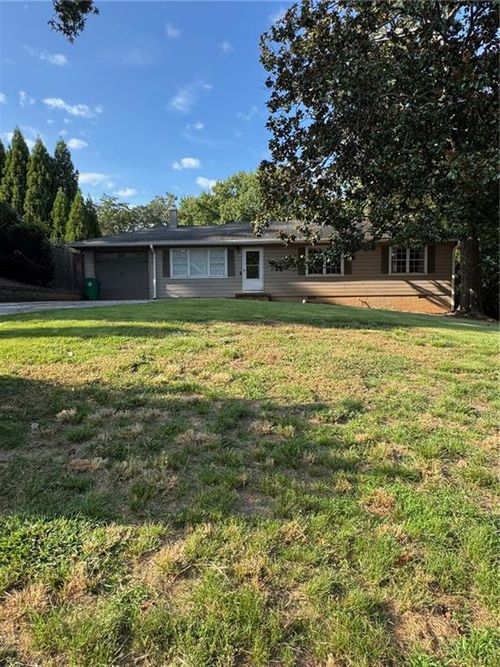 1302 Rustic Ridge Dr Ne, Brookhaven, GA, 30319-1520 | Card Image