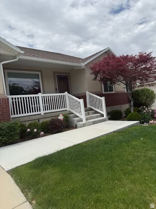 9642 S 1630 W, South Jordan, UT, 84095-2381 | Card Image