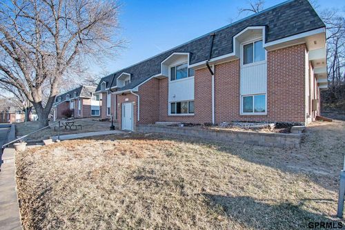 apt-5-823 James Pkwy, Plattsmouth, NE, 68048-2086 | Card Image