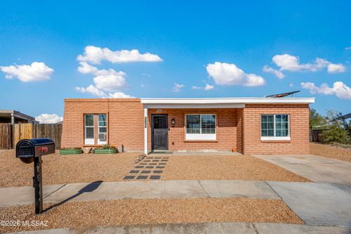 7621 N Shirley Court, Tucson, AZ, 85741 | Card Image