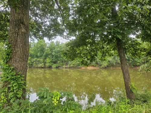 380 Duck Blind Rd, Clifton, TN, 38425-3026 | Card Image