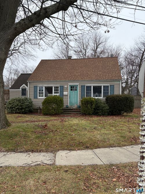 65 Eastern Pkwy, Milford, CT, 06460-5004 | Card Image