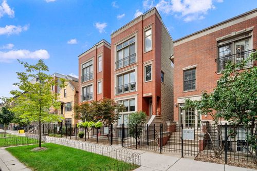 2-2220 N Seeley Ave, Chicago, IL, 60647-0267 | Card Image