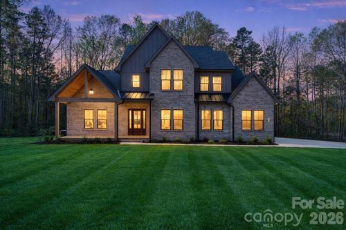 568 Longleaf Pine Ln, Clover, SC, 29710-7934 | Card Image