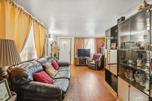 14534 130th Ave, Jamaica, NY, 11436-2233 | Card Image