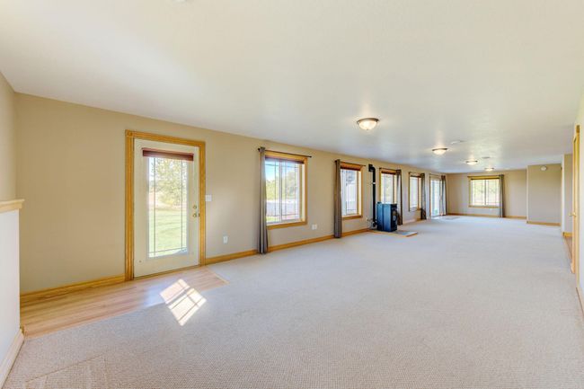 18-web-or-mls-18 Family Room.jpg | Image 18