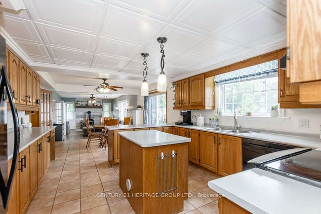 996257 Mulmur Tosorontio Tline, House other with 5 bedrooms, 5 bathrooms and 10 parking in Adjala Tosorontio ON | Image 17