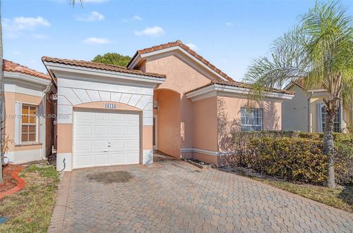 10116 Sw 162nd Pl, Miami, FL, 33196-5885 | Card Image