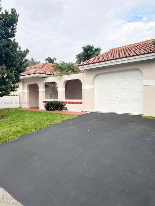 1285 Seagrape Cir, Weston, FL, 33326-2725 | Card Image