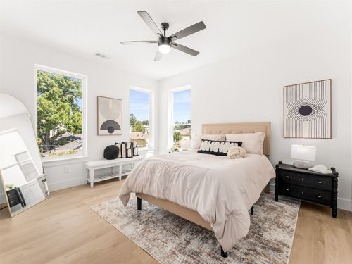 202-2019 N Prairie Ave, Dallas, TX, 75204-7204 | Card Image