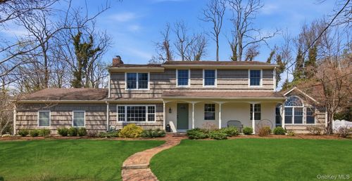 1 Carriage Ct, Stony Brook, NY, 11790-1703 | Card Image