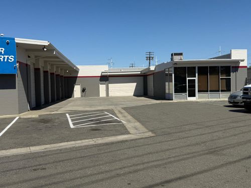 6445 Franklin Blvd, Sacramento, CA, 95823-1001 | Card Image