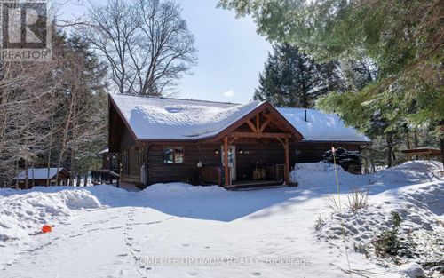 1130 Algonquin Outfitters Road, Algonquin Highlands (McClintock), ON, P0A1H0 | Card Image