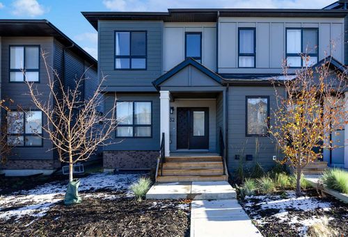 32 Silverton Glen Green Sw, Calgary, AB, T2X5B8 | Card Image