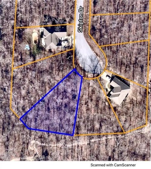 43 Skipton Dr, Bella Vista, AR, 72714-2104 | Card Image