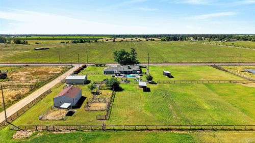 11875 Arno Road, Wilton, CA, 95693 | Card Image