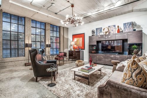 322-1122 Jackson St, Dallas, TX, 75202-5236 | Card Image