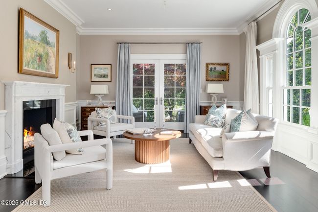 35 Club Rd, House other with 6 bedrooms, 8 bathrooms and null parking in Riverside CT | Image 6