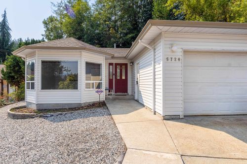 5728 Trail Avenue, Sechelt, BC, V7Z0L8 | Card Image