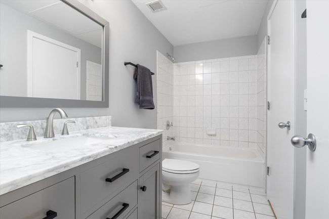 APT-807 - 208 W Washington St, Condo with 2 bedrooms, 2 bathrooms and null parking in CHICAGO IL | Image 10
