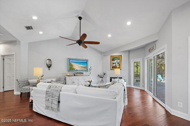 189 Laurel Ln, House other with 3 bedrooms, 2 bathrooms and null parking in PONTE VEDRA BEACH FL | Image 6