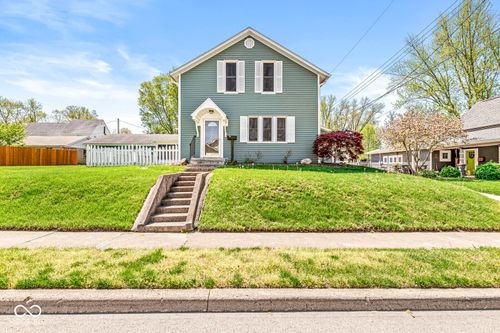 315 W High St, Pendleton, IN, 46064-1125 | Card Image