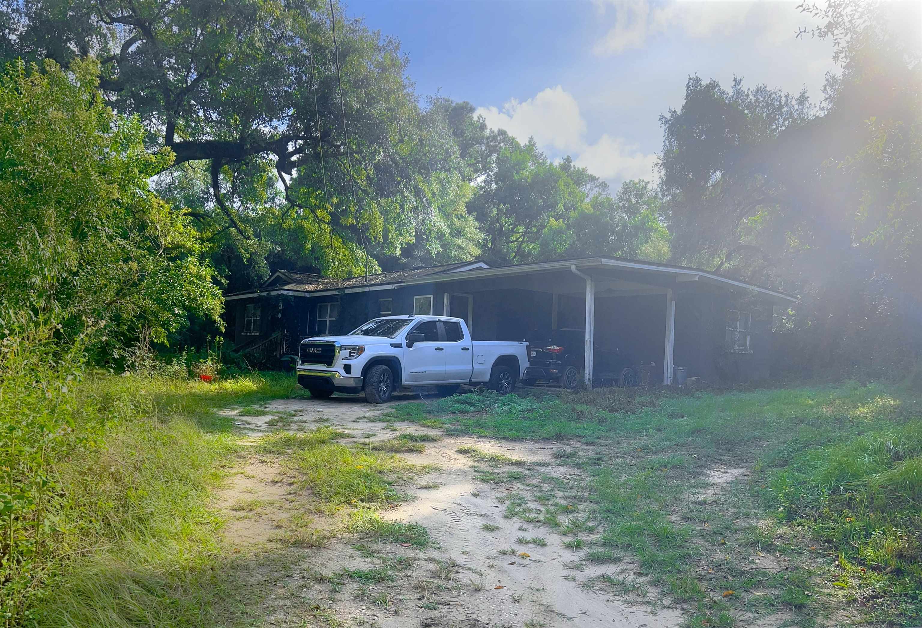 Isabelle Dr, Tallahassee, FL 32305